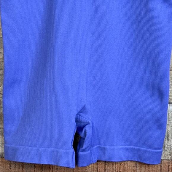 Athleta Aurora Bodysuit Shortie Shorts Purple Blue Size Medium - Picture 4 of 11
